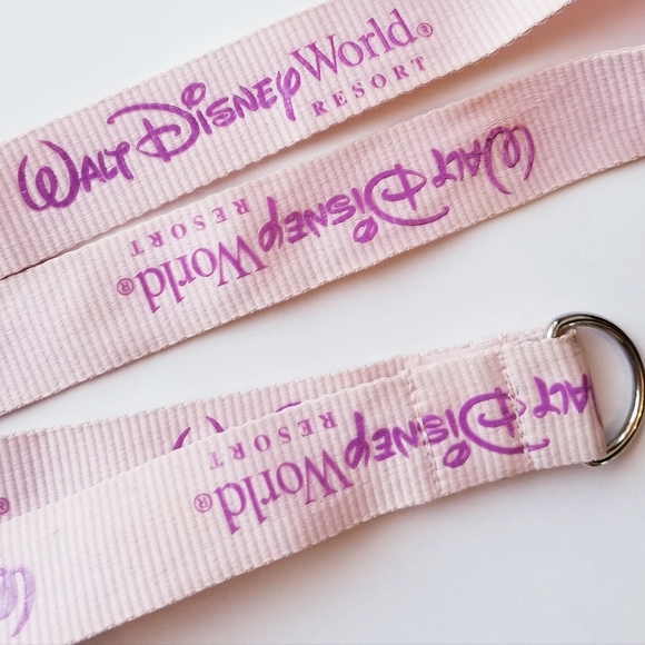 ❗Vintage 2000s Disneyworld Baby Pink Lanyard❗ - Picture 1 of 5